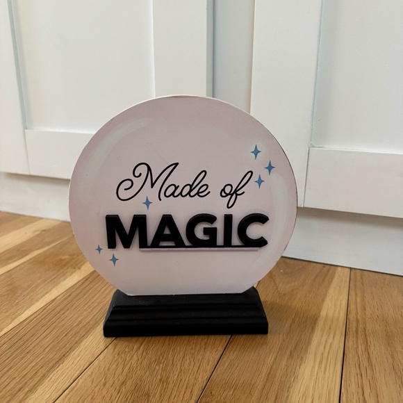 Made of Magic Halloween Decor - Picture 1 of 2